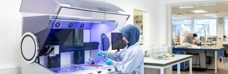 Student in Environmental lab, civil